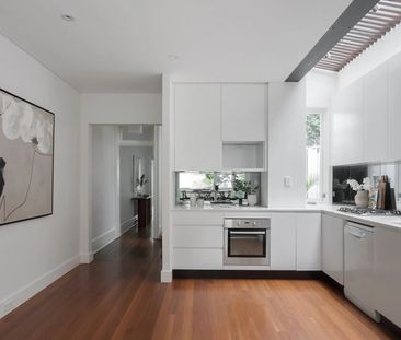 96 Liverpool Street, Paddington NSW 2021 - Terrace For Rent | Domain - Photo 3