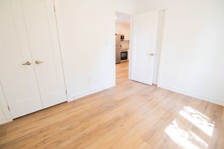 COZY 2 BEDROOM CONDO IN NIAGARA FALLS!! - Photo 5