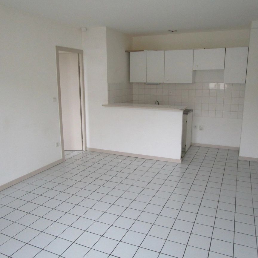 Location Appartement 2 pièces 36m² BOURG LES VALENCE 26500 - Photo 1