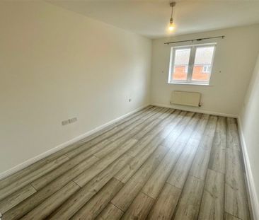 Stranding Street, Eastleigh, SO50 - Photo 4