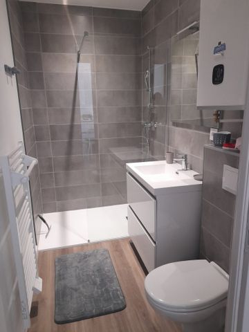 Location Appartement 2 pièces 30m² BAGNERES DE BIGORRE 65200 - Photo 5