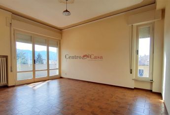 Appartamento con 3 camere,ascensore e garage!