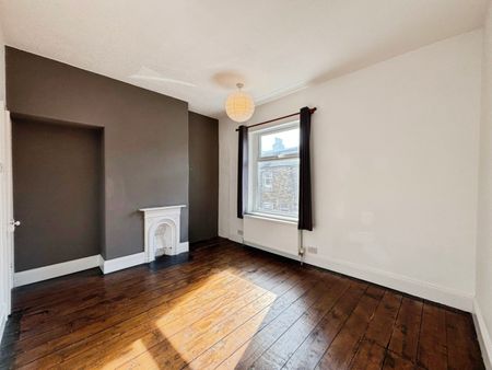 2 bedroom House To Let - Photo 5