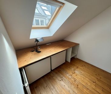 Schöne DACHGESCHOSSWOHNUNG mit Terrasse - nähe Donaulände zu vermieten - Foto 4