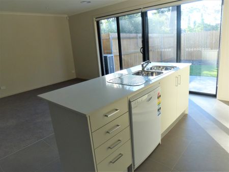 6/1-3 Coppin Place, Weetangera ACT 2614 - Apartment For Rent | Domain - Photo 3