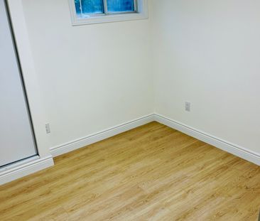 For Lease - 1342 Canford Crescent, Mississauga, Ontario - Photo 3