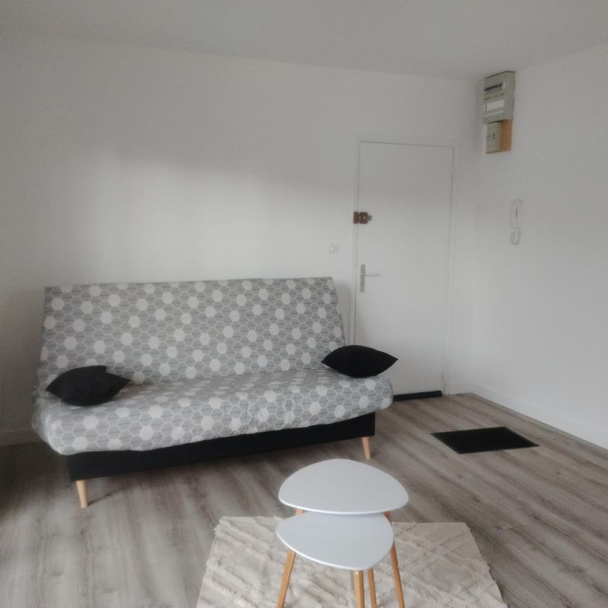 Location Appartement 1 pièce 31m² BRIVE LA GAILLARDE 19100 - Photo 1