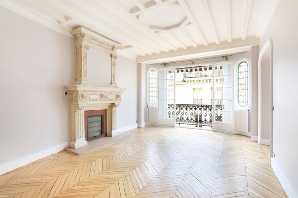 Tout savoir sur cet appartement dans le quartier Clichy-Trinité, à Paris 9ème - Photo 1