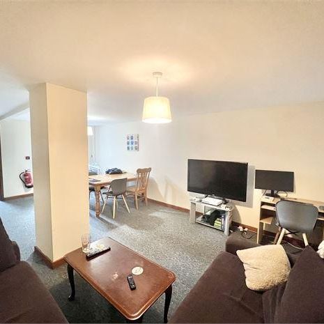 2 bedroom house share to rent - Photo 1