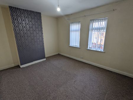 16 Empire Drive, Belfast, BT12 6GQ - Photo 3