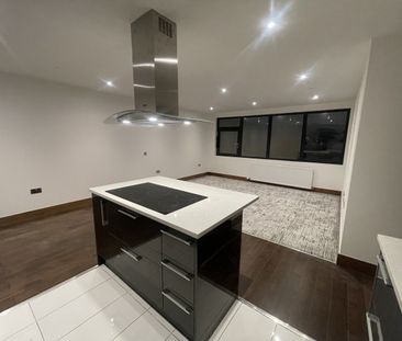 3 Bed Flat, Scarbrook Road, CR0 - Photo 6