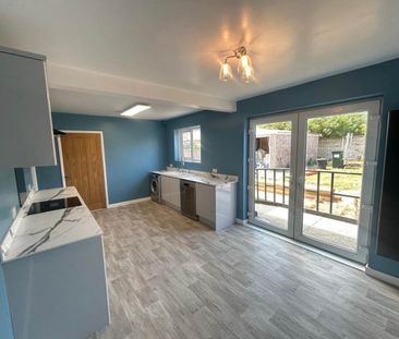 3 Bedroom House For Rent - Photo 2