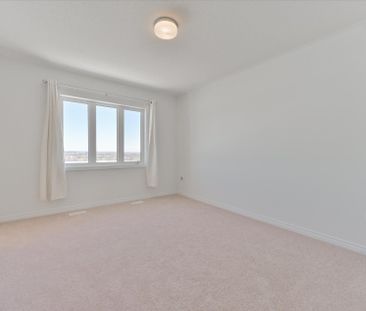 For Lease - 74 Tipp Drive, Richmond Hill, Ontario - Photo 3