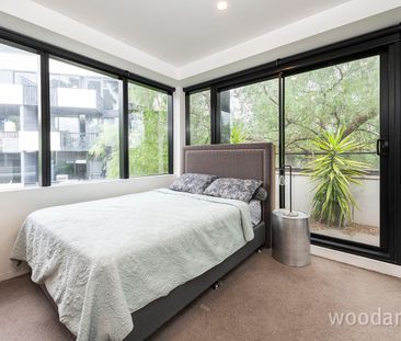 Beautiful Two Bedroom, Two Bathroom Residence in the Coveted and Highly Sought-After Ebony - Photo 2
