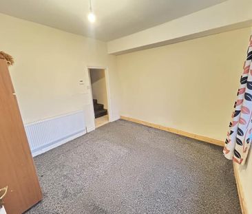 2 bedroom house to rent - Photo 2