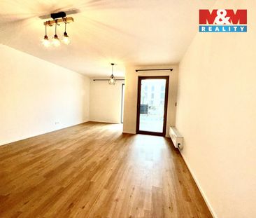 Pronájem bytu 1+kk a garsoniéry 41 m² - Photo 2