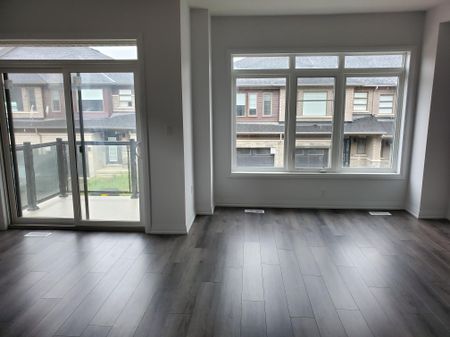 For Lease - 61 Soho Street Unit# 87, Hamilton, Ontario - Photo 2