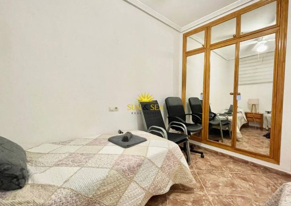 GROUND-FLOOR TWO-BEDROOM APARTMENT – TORREVIEJA