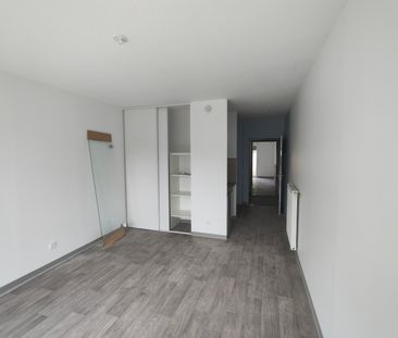 Location Appartement 1 pièce 23m² FRANQUEVILLE ST PIERRE 76520 - Photo 2
