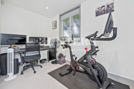 4 bedroom House To Let Total Size: 1905 SQ FT - Photo 4