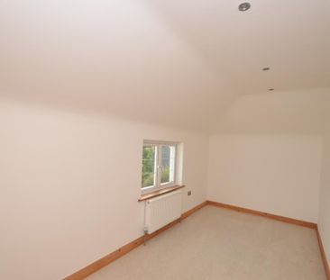 4 bedroom detached house to rent - Photo 4