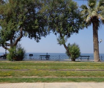 Διαμέρισμα για ενοικίαση Φλοίσβος (Παλαιό Φάληρο) - Photo 2