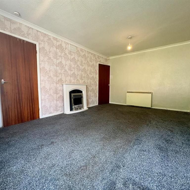 2 bedroom detached house to rent - Photo 1