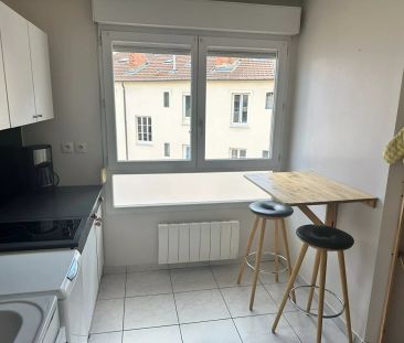 Lyon 7 T2 50,87M² - Photo 4