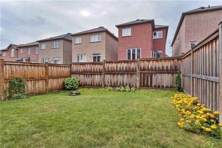 For Lease - 30 White Beach Crescent, Vaughan, Ontario - Photo 3