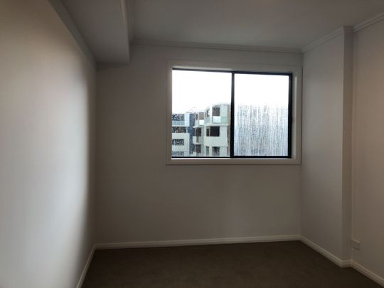 Modern Comfort in the Heart of Rouse Hill - Photo 1