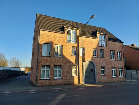 Duplex-appartement met 2 slaapkamers, terras en carport - Photo 3