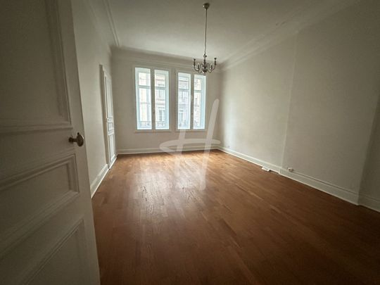 Location Appartement 4 pièces 107m² METZ 57000 - Photo 1