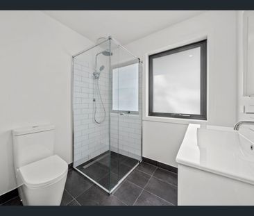 Modern Quality Build - Photo 5