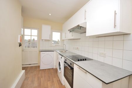 East Dulwich Road, London, SE22 - Photo 3