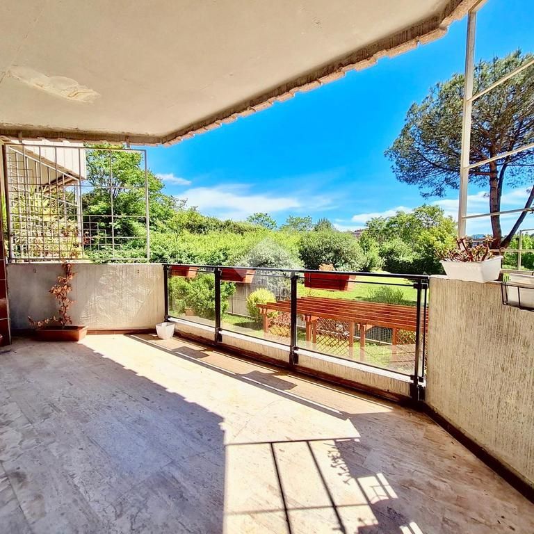Monolocale in affitto - Photo 2