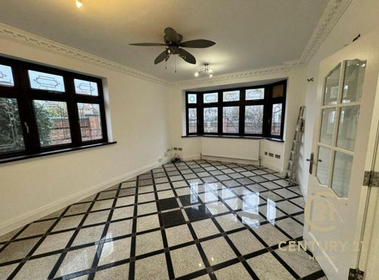 6 bedroom apartment to rent - Photo 1