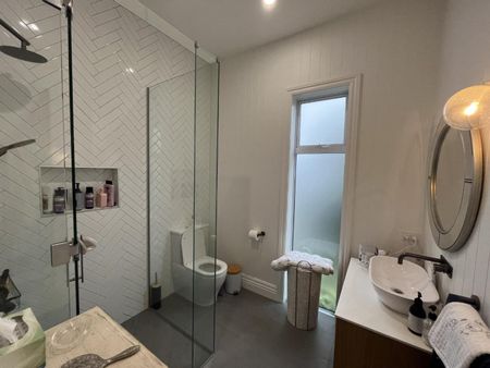 Luxurious 4 bedroom fully furnished home in ... - Photo 2