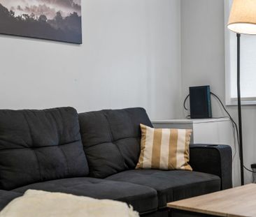 For Lease - 164-168 Picton Street Unit# 2, Hamilton, Ontario - Photo 6