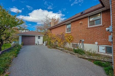 For Lease - 90 Flamborough Main Level Drive, Toronto, Ontario - Photo 5