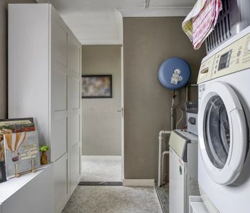 ZEER RUIM APPARTEMENT VAN 136M² MET 3 SLPK'S IN HERK-DE-STAD - Foto 1