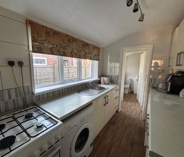 2 bedroom property to rent - Photo 6