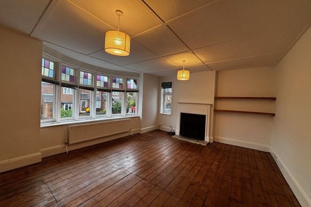 Western Road - Photo 1