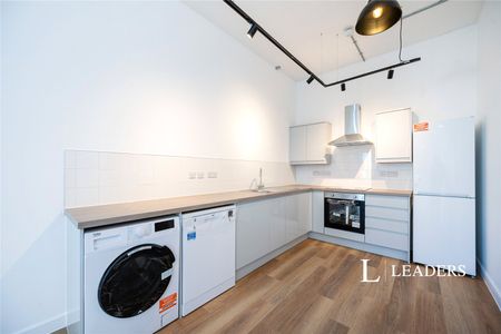 1 bedroom apartment to rent Commercial Road, Portsmouth, Hampshire, PO1 - Photo 3