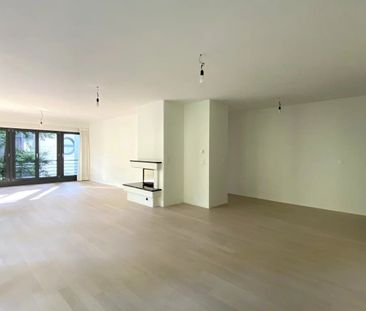 Modern 4.5-room apartment with air conditioning and AEH-PP - Photo 1