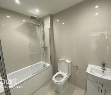 3 bedroom apartment to rent - Photo 5