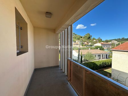 Location Appartement 3 pièces 91m² - Photo 4