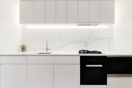 6206/32 Wellington Street, Bondi - Photo 3