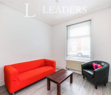 4 bedroom house to rent - Photo 1