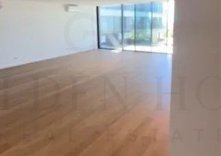 Apartamento T4 em Porto