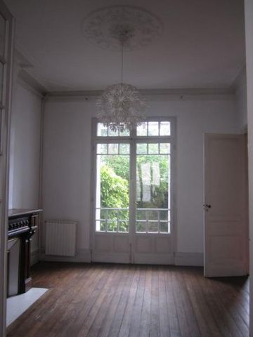 Location Maison 6 pièces 146m² BORDEAUX 33000 - Photo 2